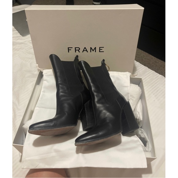 FRAME Boots with Box and Dust Bag - Picture 3 of 11